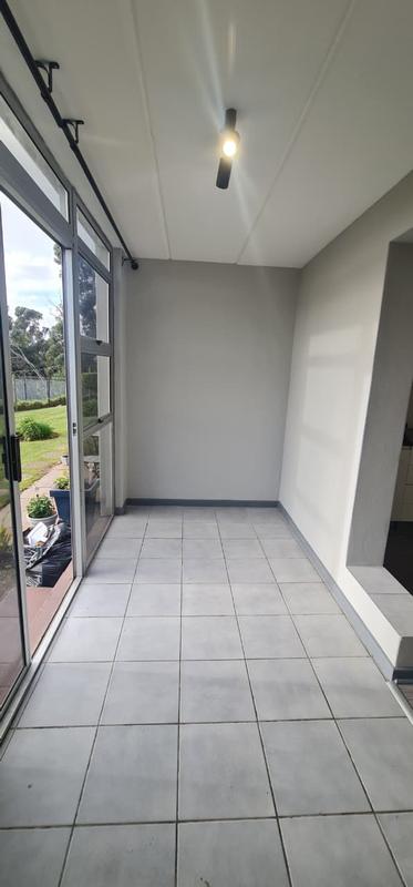 1 Bedroom Property for Sale in Gordons Bay Western Cape